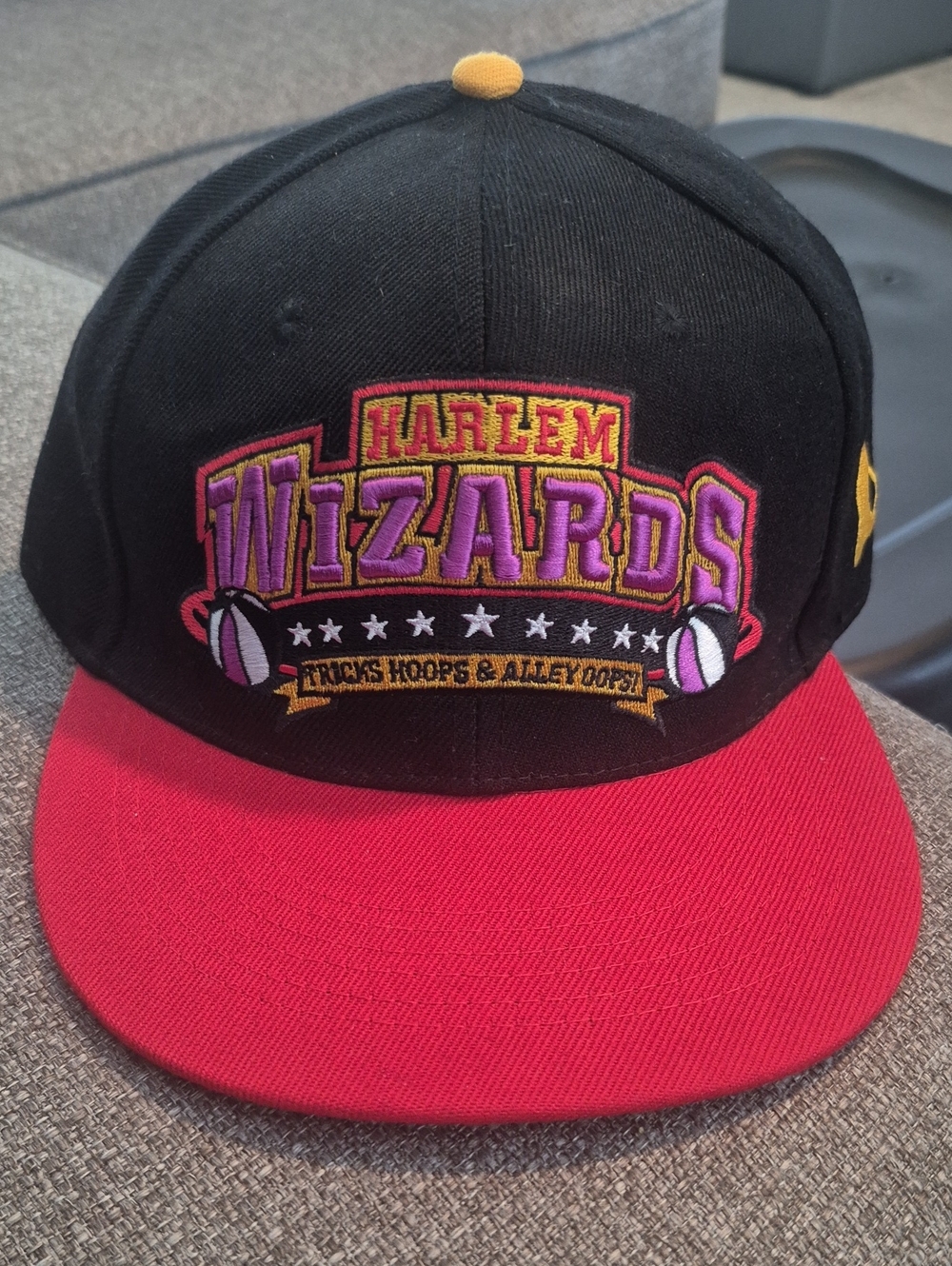 Harlem Wizards Snapback Hat - Black & Red
